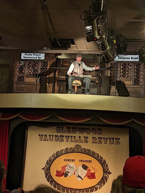 Glenwood Vaudeville Revue