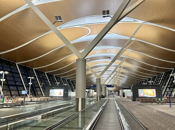 Shanghai Pudong International Airport 4