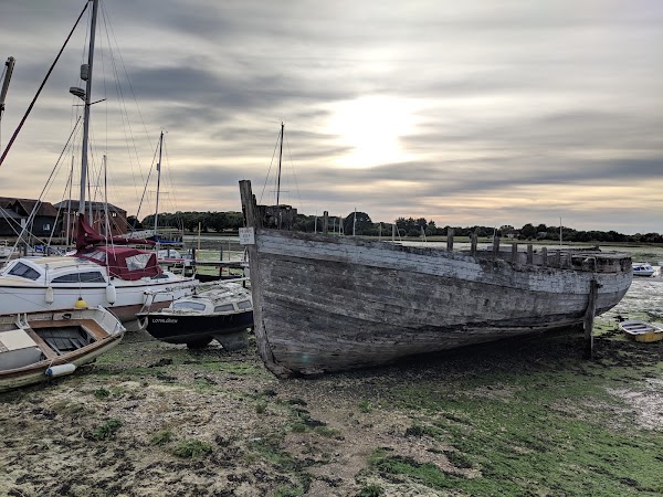 Dell Quay 1