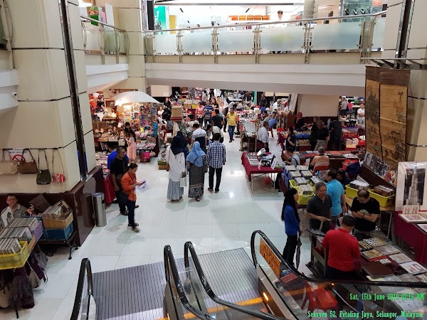 Amcorp Mall 3