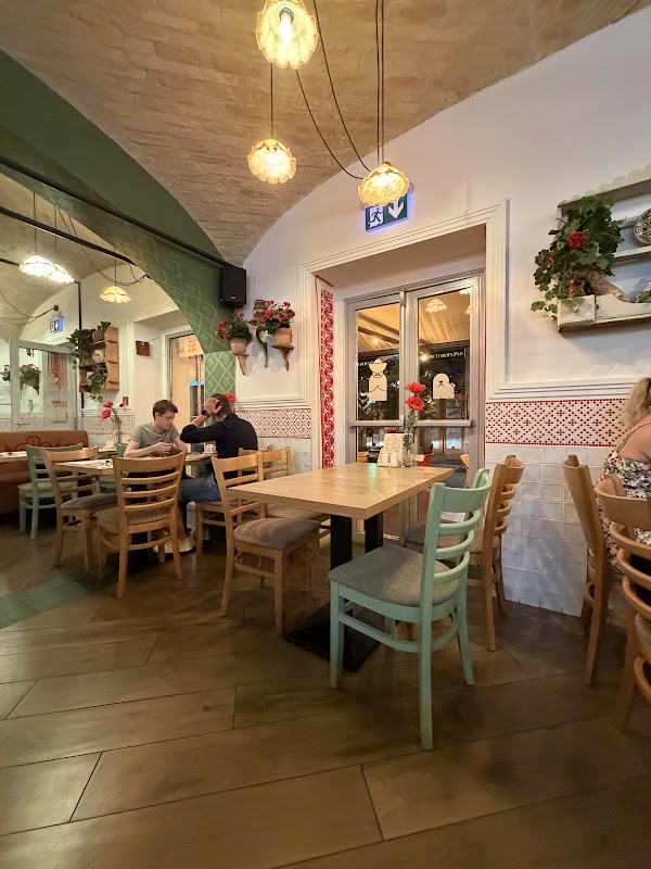 Puli & Juhász restaurant 5