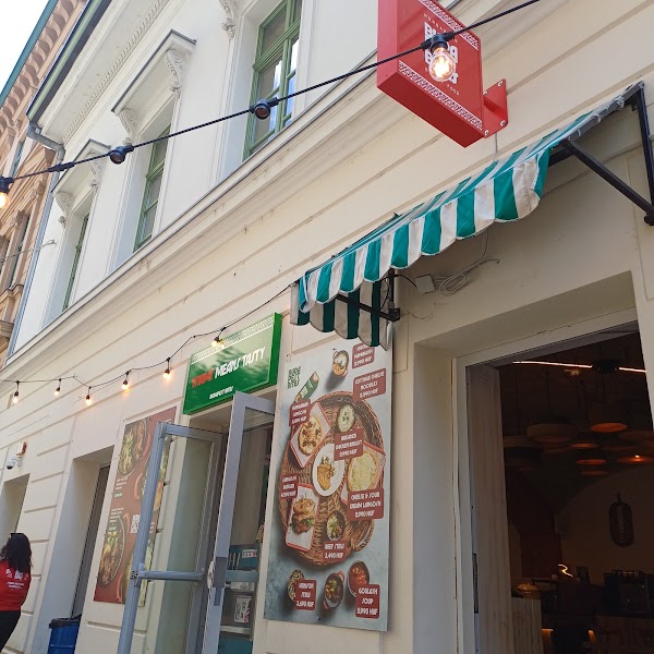 Puli & Juhász restaurant 2