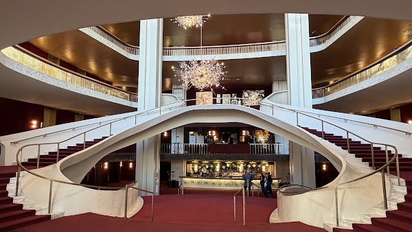 Metropolitan Opera House 4