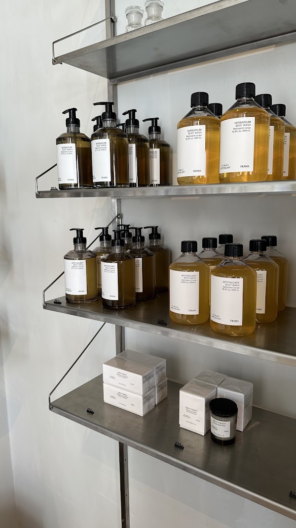 Frama Studio Store 2