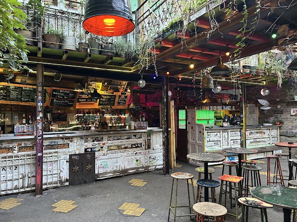 Ruin Bars Budapest 3