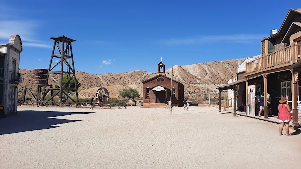 MiniHollywood Oasys Theme Park 4
