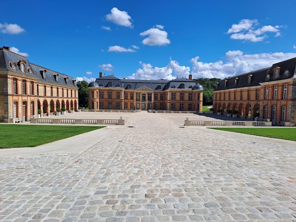Chateau de Dampierre-en-Yvelines 1