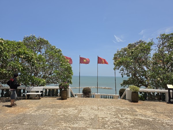 White Palace Historical Cultural Relic 4