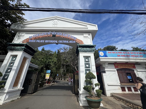White Palace Historical Cultural Relic 3
