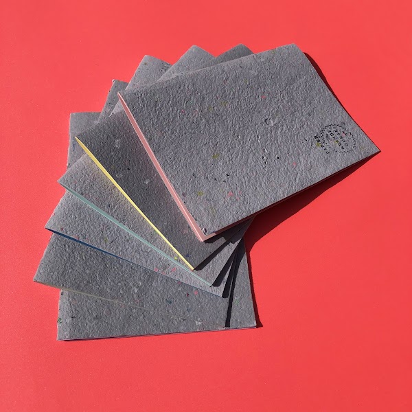Maison Grande Ourse / Studio de création graphique et atelier de sérigraphie textile et papier * 5
