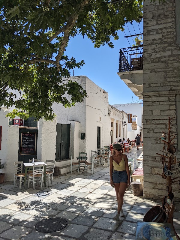 Naxos 4