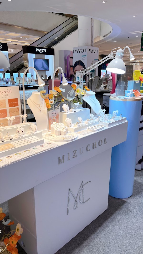 Mizuchol Jewelry at Siam Paragon 3