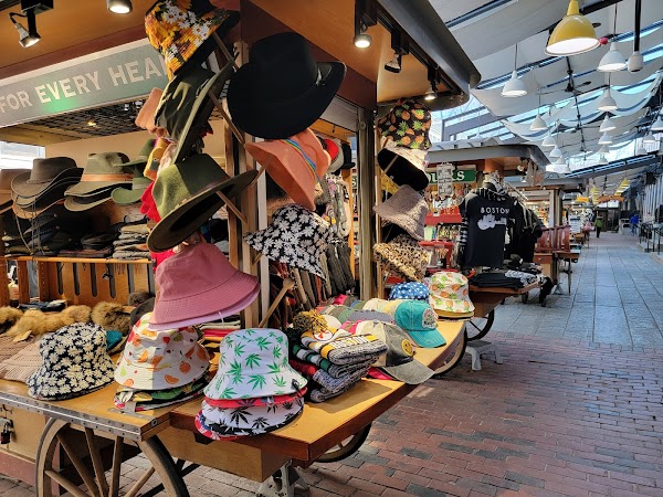 Quincy Market 4