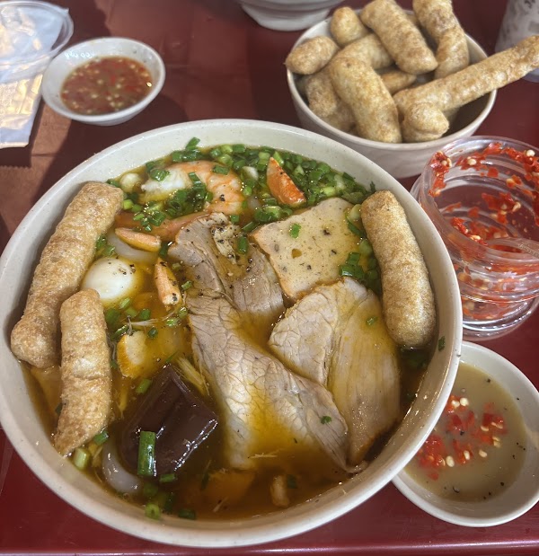 Bánh canh cua Út Lệ 2