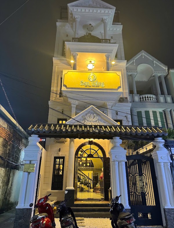 Sen Trắng Spa & Wellness-GỘI ĐẦU DƯỠNG SINH & MASSAGE BODY QUẬN 1 4