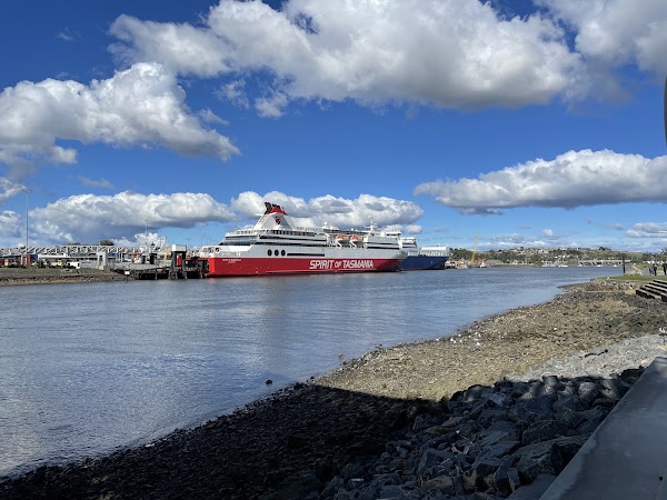 Devonport Waterfront Elevated Walkway & Lookout
