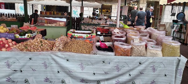 Green Market 4