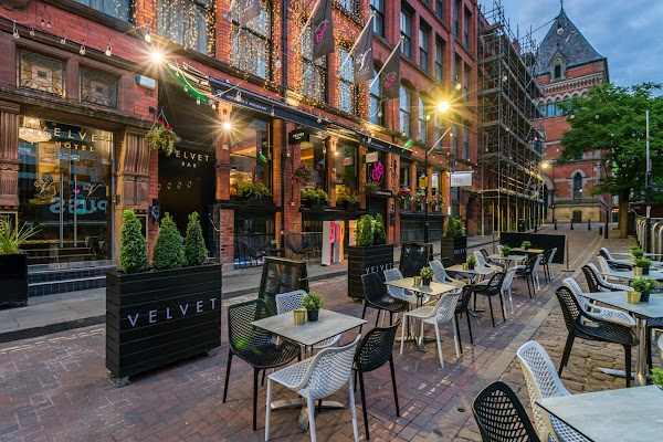 Velvet Hotel, Bar & Brasserie 1
