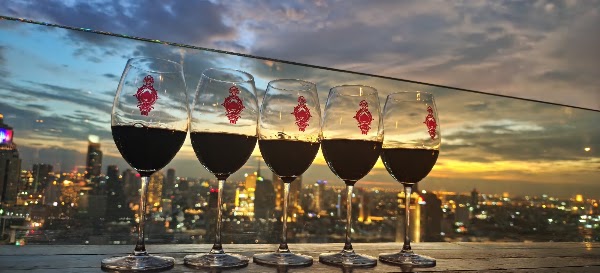 Scarlett Wine Bar & Restaurant 4