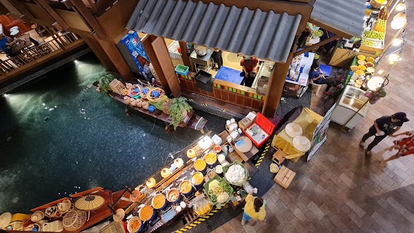 ICONSIAM Thai Street Food