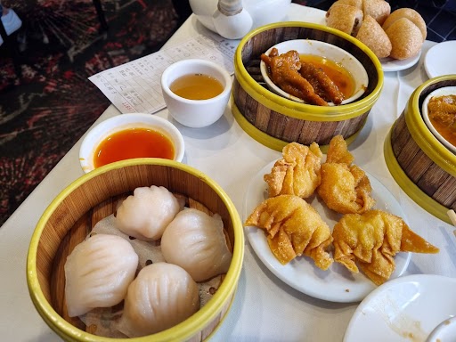 Emperor's Garden Restaurant 4