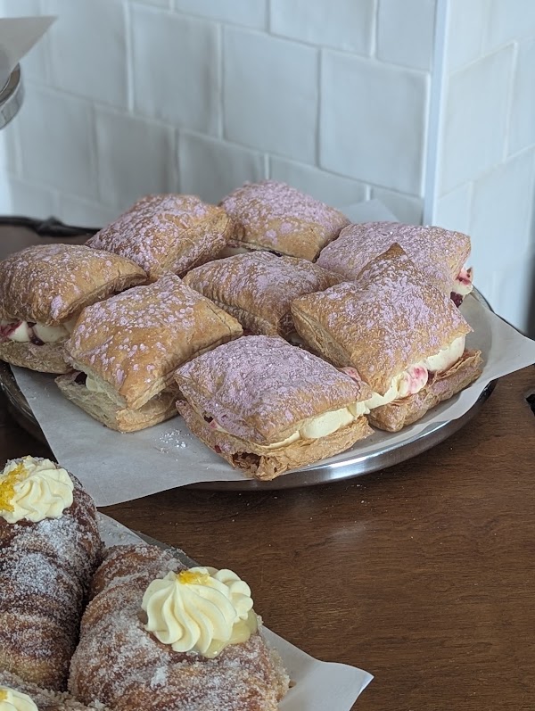 Seagull Bakery & Café 3