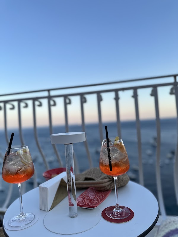Red Cocktail and Champagne Bar