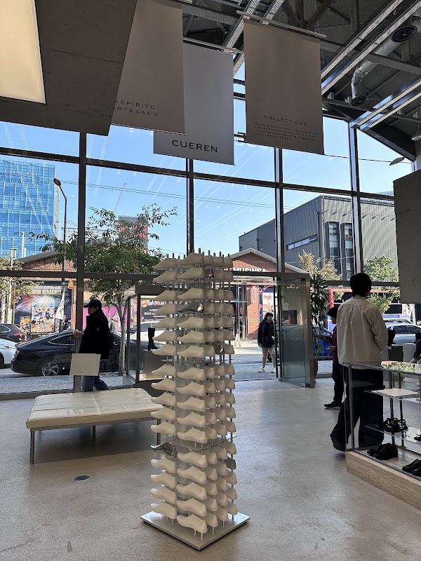CUEREN Seongsu Signature Store 5