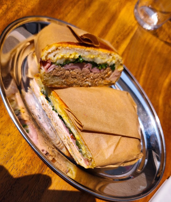 TOSTA Sandwich Kitchen