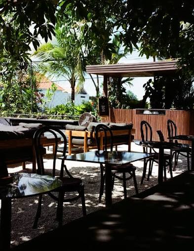 PALM FOUR - Cafe 1