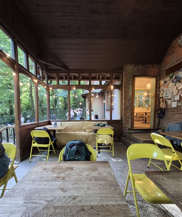 Queen's Wood Cafe 2