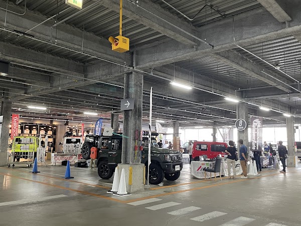 A PIT Autobacs Kyoto Shijo 2