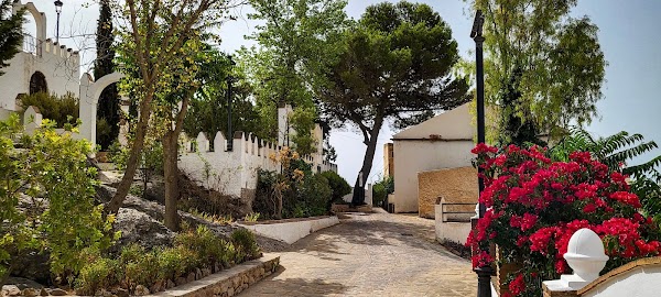 Comares 2