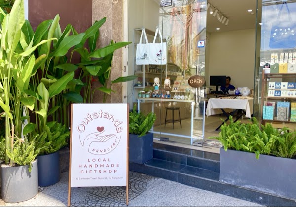 Outstanda Handcraft - Local Handmade Souvenirs