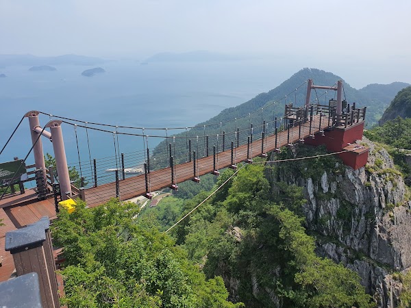 사량도 출렁다리 1