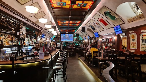 The Dubliner Irish Bar 4