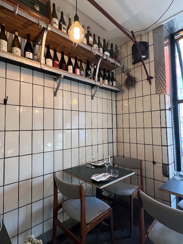 Nr.30 Spisested & Vinbar