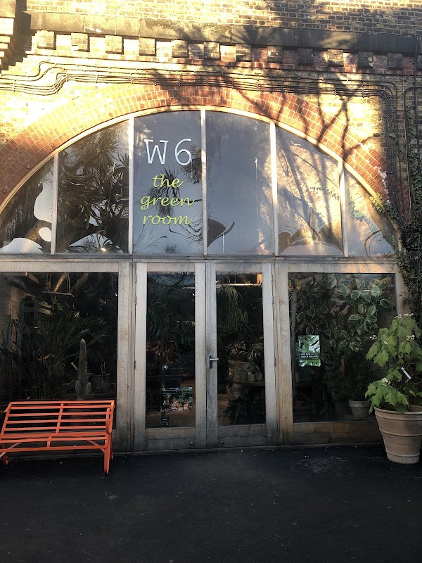 W6 Garden Centre and Cafe