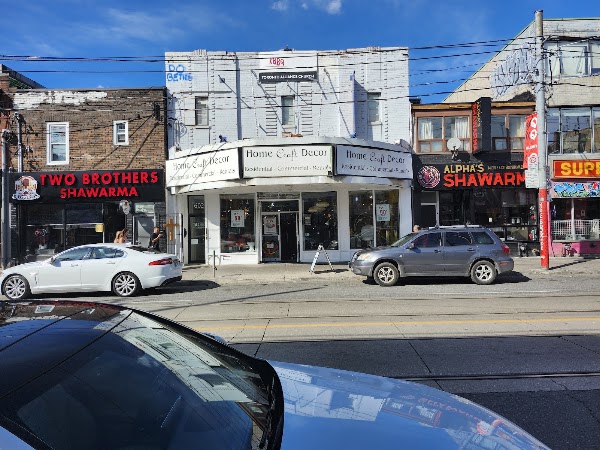 Alpha’s Shawarma (598 Queen St.)