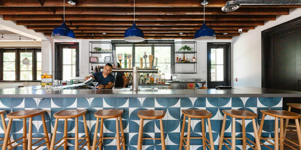 Fleetwood Restaurant 1