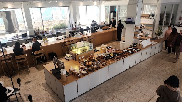 LOWIDE Apgujeong 4
