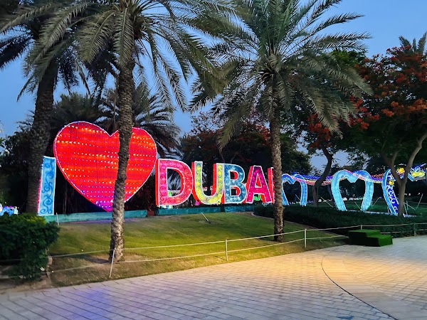 Dubai Garden Glow 2