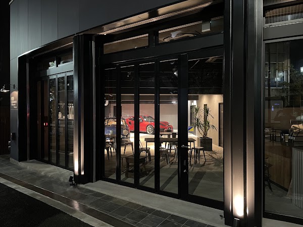 Kitasando Garage (北参道ガレージ) 1