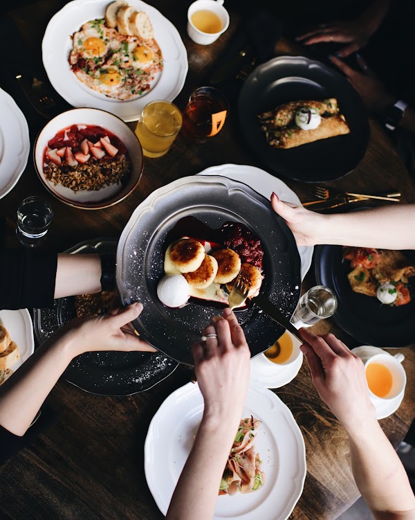 DACHA Kitchen & Bar 5