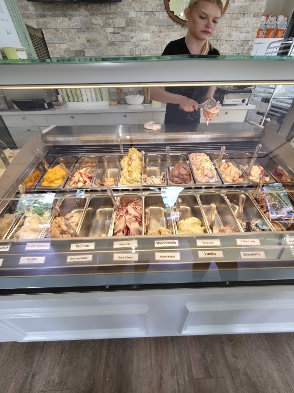 Pistacchio Gelateria 4