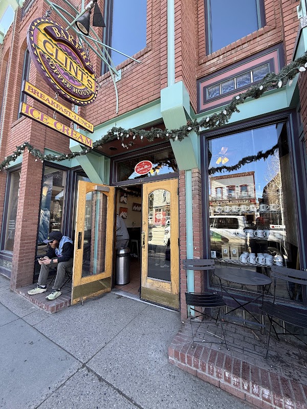 Clint's Bakery & Coffee House