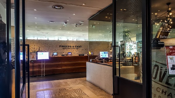 Fingers & Chat Dining Pub