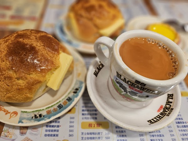Kam Wah Cafe & Cake Shop 4