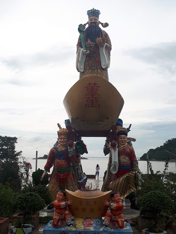Lovers' Bridge, Segenting Fishermen Village 3