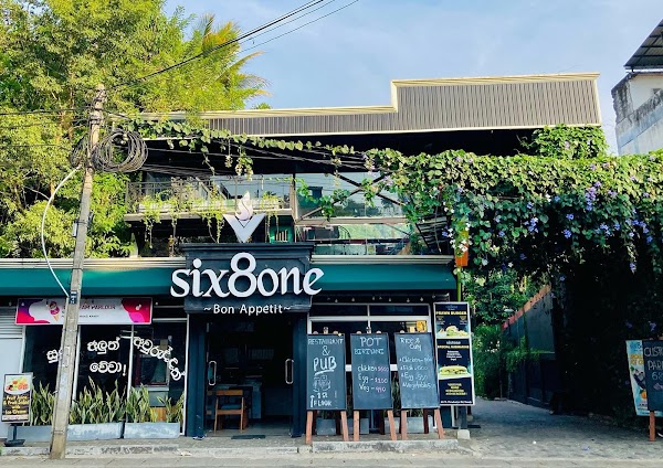 Six8one Restaurant & Pub - Kandy
